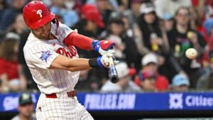 images_ImagnImages_mmsport_inside_the_phillies_01krmfr09vrp78g1bw3z